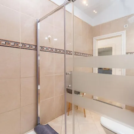 Premium Penthouse *